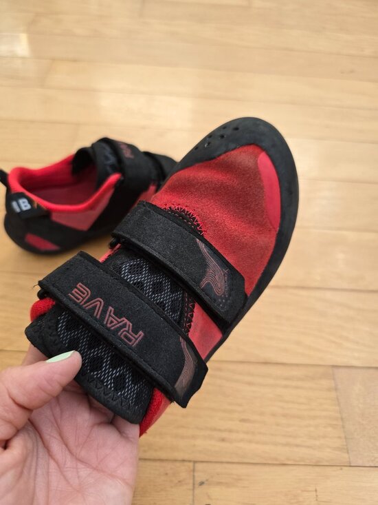 Climb X | Rave Strap red black sporty rock climbing shoes | MENS 7.5